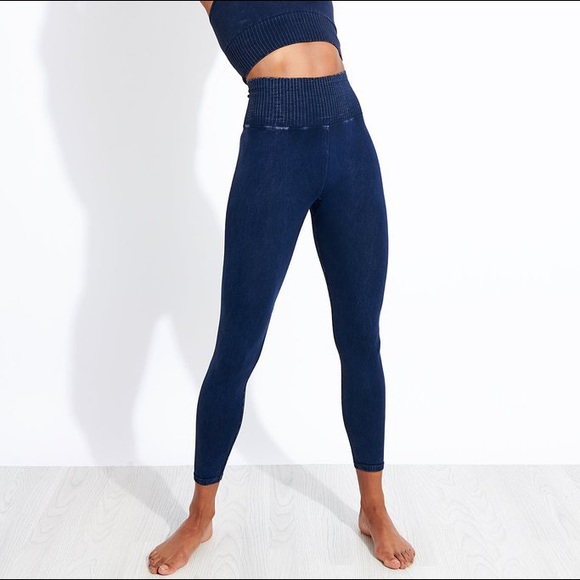 FP MOVEMENT GOOD KARMA LEGGINGS.  GREAT CONDITION - Picture 1 of 3
